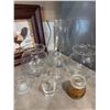 Image 3 : Kitchenware, Art Prints, and Baskets Lot