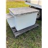 Image 2 : Heavy Duty Insulated Outdoor Wooden Cat House