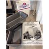 Image 2 : Black & Decker Breadmaker With Pans & Cookbooks