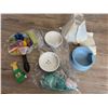 Image 5 : Wine Opener, Glass Bowl, Cat Supplies Assortment