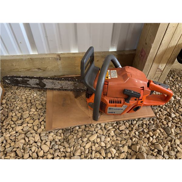 Husqvarna 351 Gas Chainsaw 50cc 2.2kW Orange
