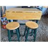 Image 5 : Wood Drop-Leaf Table With 2 Green Bar Stools