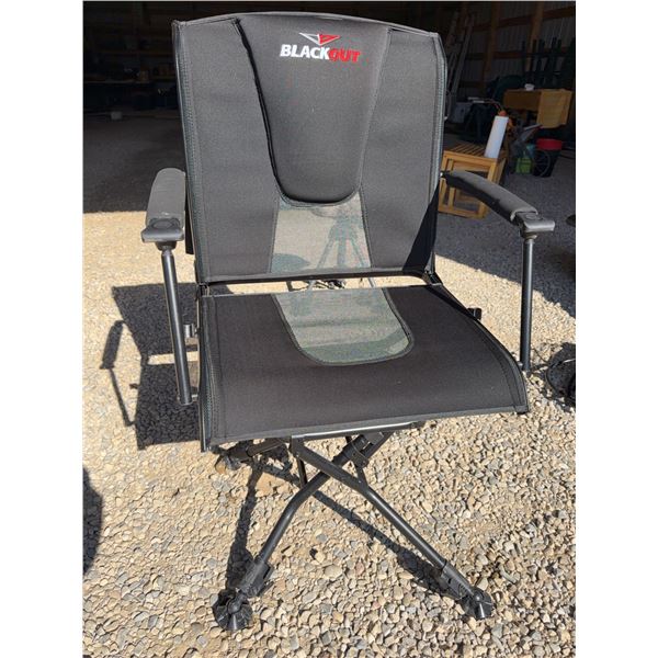 BlackOut Portable Swivel Hunting Chair