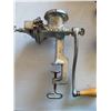 Image 3 : Landers Corona Table Clamp Hand Grinder