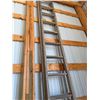 Image 2 : 14 Ft Wooden Extension Ladder
