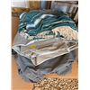 Image 1 : Outdoor Plant and Shrub Protective Fabric Covers