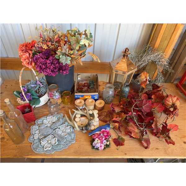 Lot: Faux Florals, Decor, Glass, Lantern
