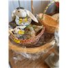 Image 3 : Decorative Bunny Basket & 2 Finial Glass Lanterns