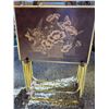 Image 2 : 4 Floral Metal TV Trays With Stand