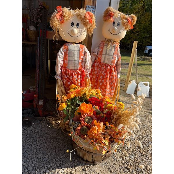 Scarecrow Dolls With Fall Flower Basket