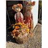 Image 5 : Scarecrow Dolls With Fall Flower Basket