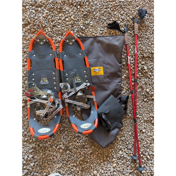 Atlas 1033 Snowshoes With Poles And Bag