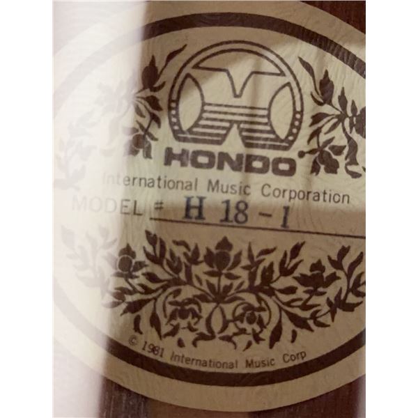 Hondo H18-1 Acoustic Guitar with Case Korea