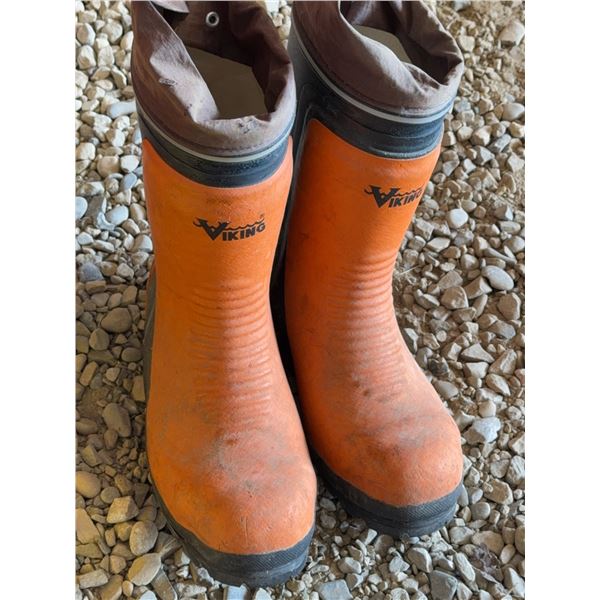 Viking VW 58 Bushwhacker Rubber Boots US 10 Protective toe for chainsaw use 