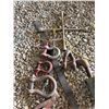 Image 4 : Shackles, Chains, Tow Hooks, Valve