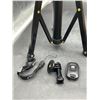 Image 4 : PEYOU Tripod Stand Kit With Remote And Bag