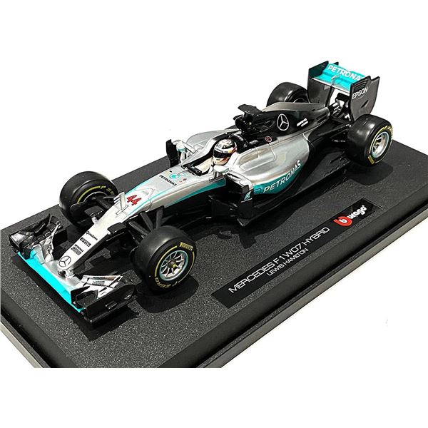 Bburago 1:18 Mercedes F1 W07 Hybrid Model Car