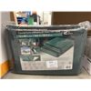 Image 2 : Non-Woven Utility Blanket 2-Pack 72 x 80 in