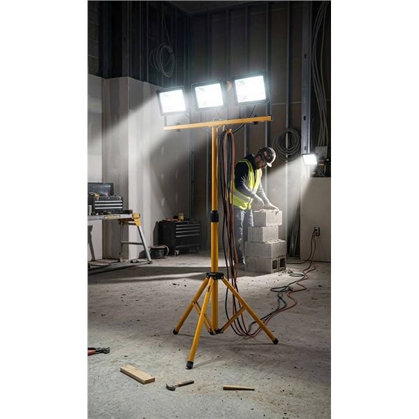 70W LED Work Light With Tripod Stand, IP66