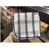 Image 5 : 15 Pack Assorted Blue And White Dish Cloths