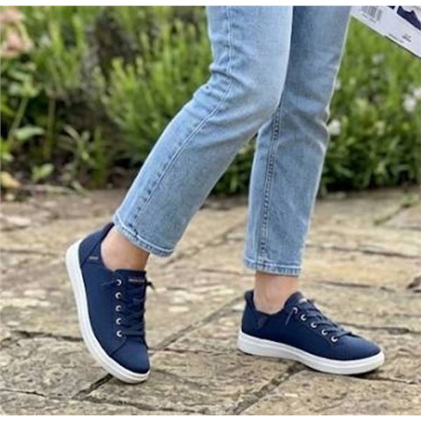 Skechers Swift Fit Navy Size 7 Shoes