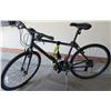 Image 2 : Giant Hybrid Bicycle ALUXX Frame with CONNECT Saddle and Cateye Computer