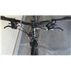 Image 5 : Giant Hybrid Bicycle ALUXX Frame with CONNECT Saddle and Cateye Computer