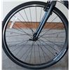 Image 6 : Giant Hybrid Bicycle ALUXX Frame with CONNECT Saddle and Cateye Computer
