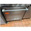 Image 6 : US Range 4-Burner Gas Range w/ Oven (contents not included)