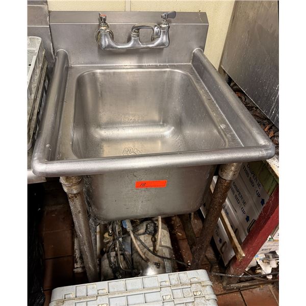 Single Basin Sink w/ Faucet 24" x 22" x 37.5"H