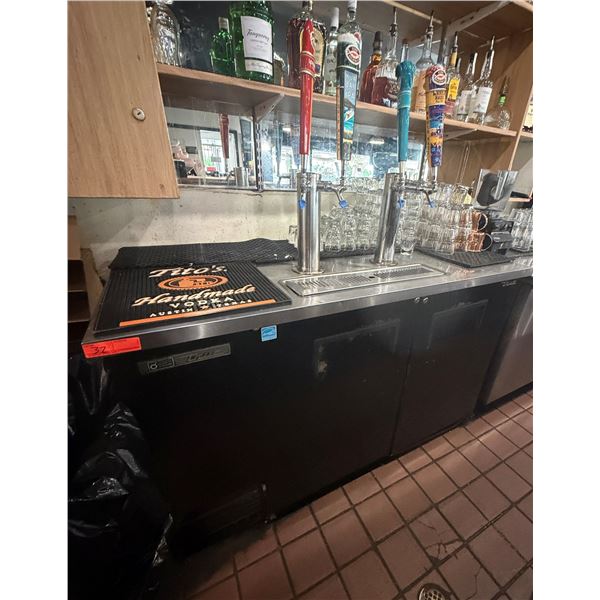 True TDD-2-HC Door Kegerator Refrigerator w/ Taps (contents not included)