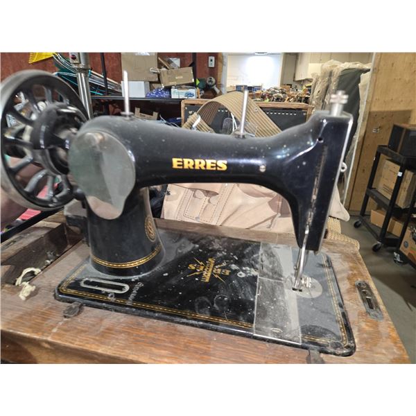 Errs Sewing Machine