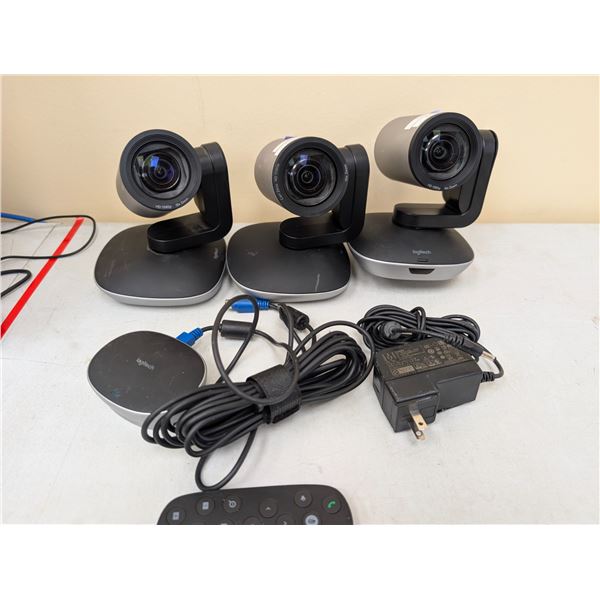 SET OF 3 LOGITECH SURVEILANCE CAMERAS *1 CAM HAS DAMAGED SERVO*