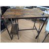 Image 2 : BUREAU AVEC PRISE ELECTRIQUE / USB-A 43"x24"x40"