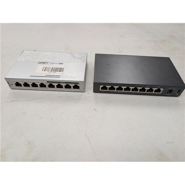 LOT DE 2 SWITCH 8-PORTS (4xPoE) *SANS ADAPTATEUR DC*