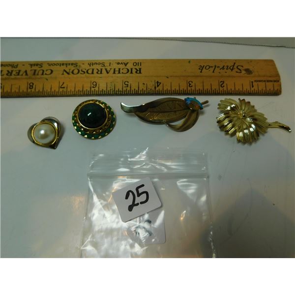 VINTAGE BRAOACH LOT