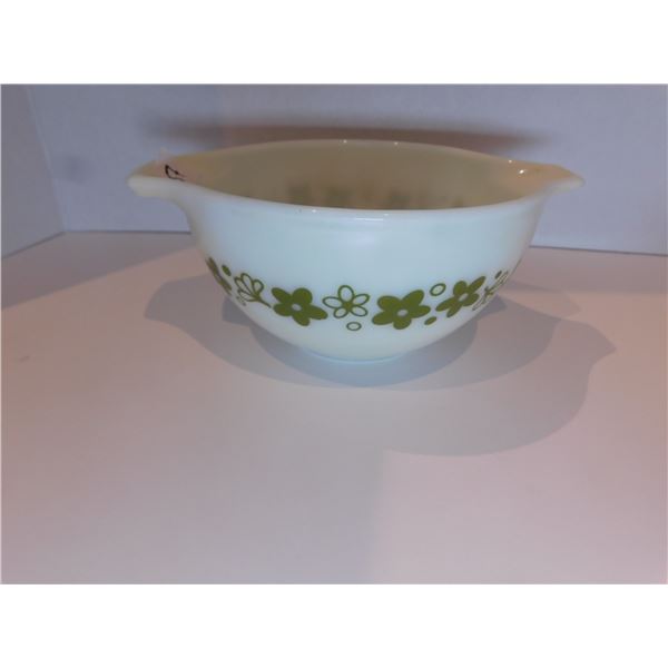 CINDERELLA SPRING BLOSSOM PYREX MIXING BOWL 441, 1.5 PINT
