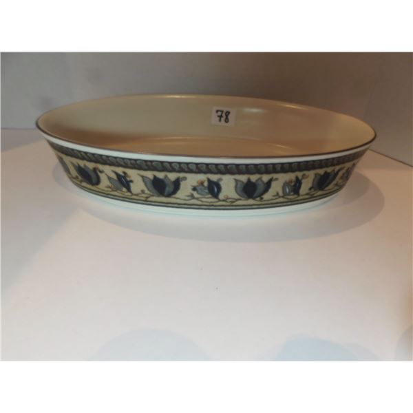 MACASA INTAGLIO ARABELLA OVAL BAKING DISH