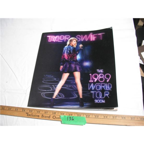 Taylor Swift “1989 World Tour Book”