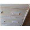 Image 4 : Vintage, white-painted waterfall-style chest of drawers featuring rounded top edges and double-handl