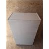 Image 6 : Vintage, white-painted waterfall-style chest of drawers featuring rounded top edges and double-handl