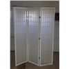 Image 2 : 3-panel white shoji-style room divider or privacy screen. (Minor Danmages - See Photos) - (Height 71