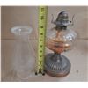 Image 4 : Vintage Lamp.