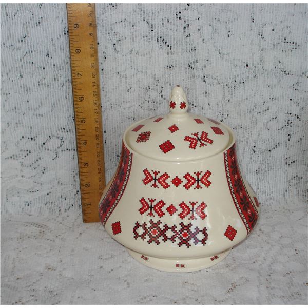 Lidded Ukranian Dish