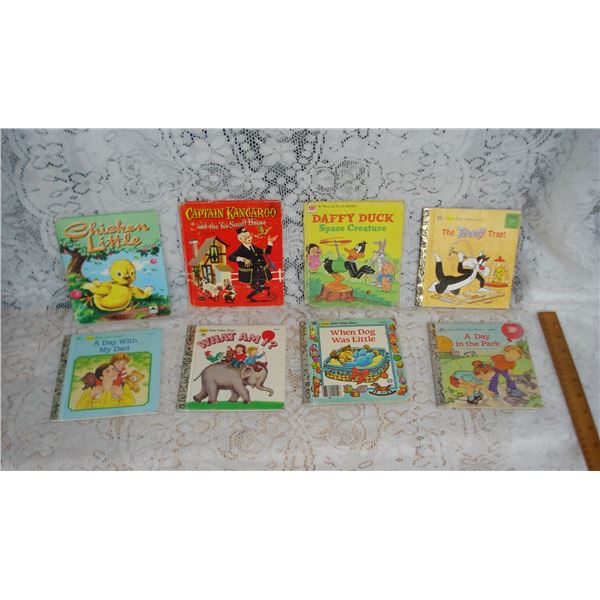 Vintage Childresn Books  Good Vintage Condition