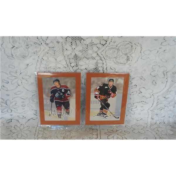 Pair Beehive Hockey Cards