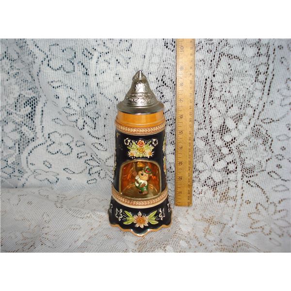 Musical Stein  Working With Dancing Bear