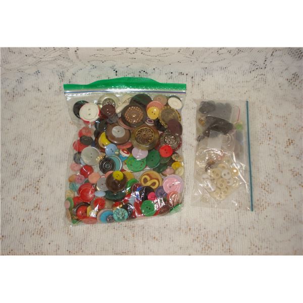 Collection Vintage/Antique Buttons Incl 19th Cent Glass and Carved MOP