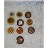 Image 2 : Collection Vintage/Antique Buttons Incl 19th Cent Glass and Carved MOP