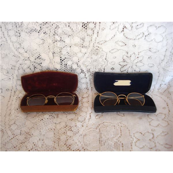 Antique Reading Glasses In Hard Cases